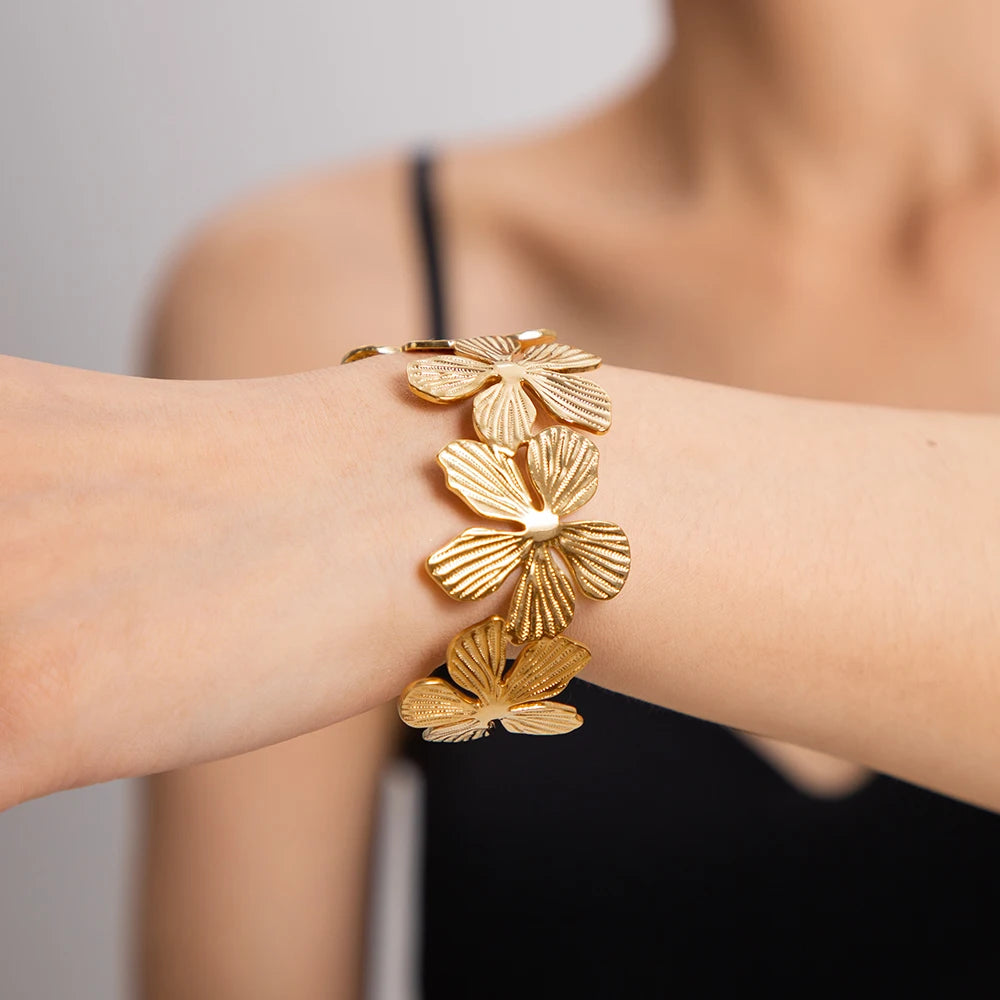 Flower Bracelet/Earrings/Ring Waterproof 18K Gold Plated