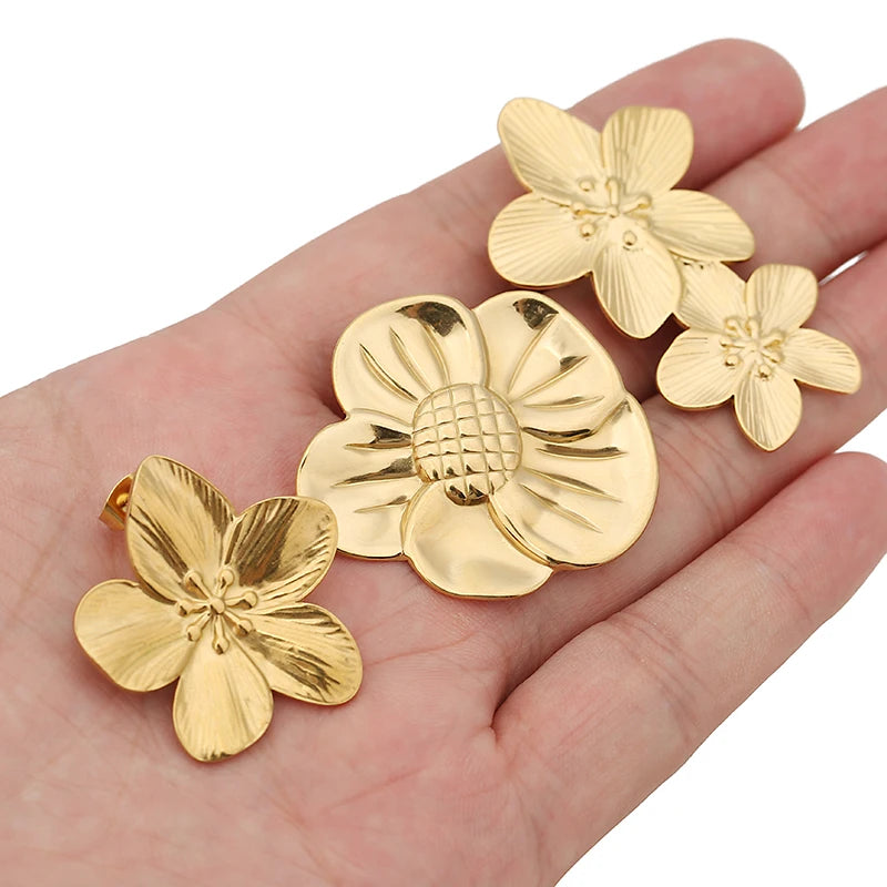 Vintage Flower Stud Earrings 18k Plated Waterproof