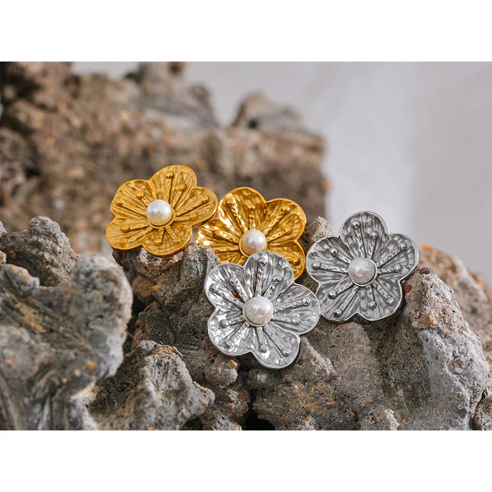 Flower Pearls Stud Earrings Waterproof 18K Plated